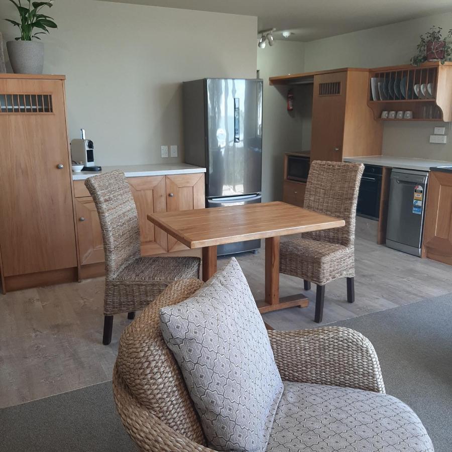 Ohiwa Beach Apartments/ Motel Opotiki Ngoại thất bức ảnh