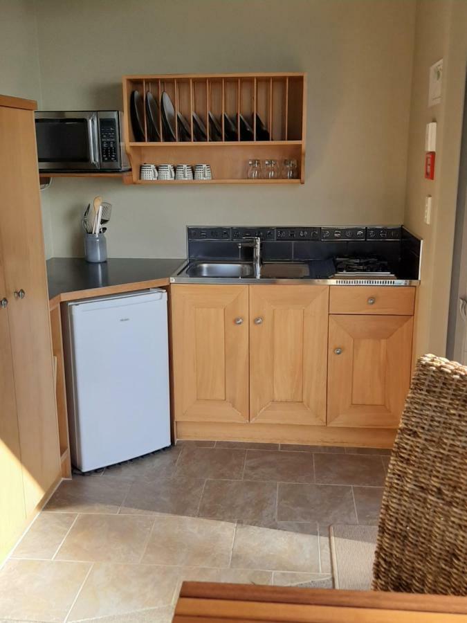 Ohiwa Beach Apartments/ Motel Opotiki Ngoại thất bức ảnh